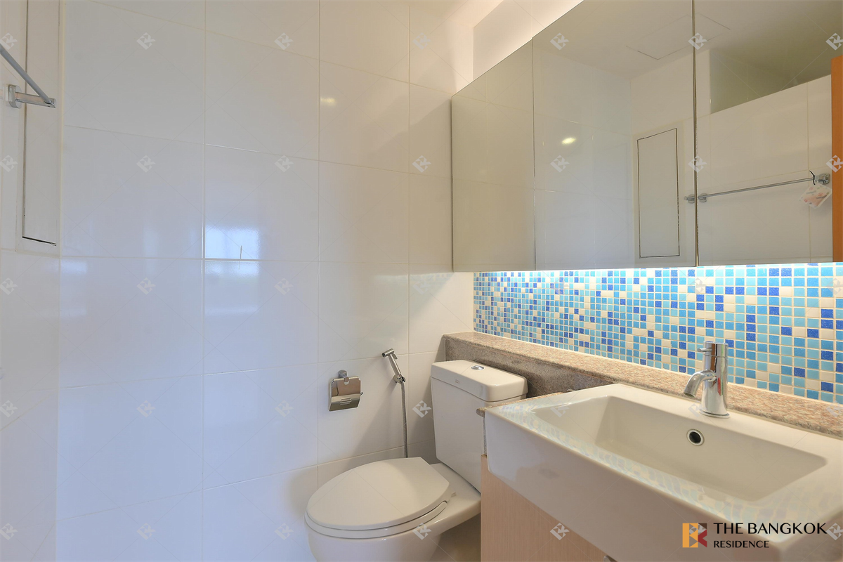 picture Residence 52 Room available, ready to move in near BTS On Nut - 2/10