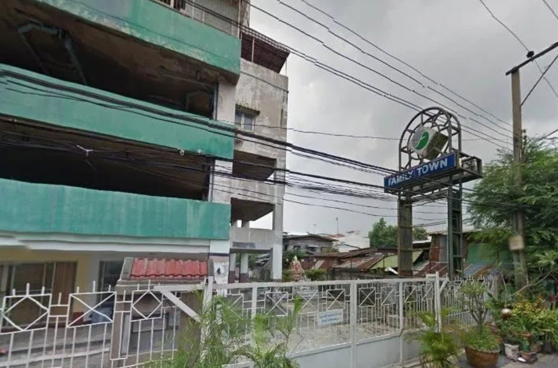 picture ✨ For Sale : Family Town  Condo ✨  💰 Only 1,490,000 THB - 1/2