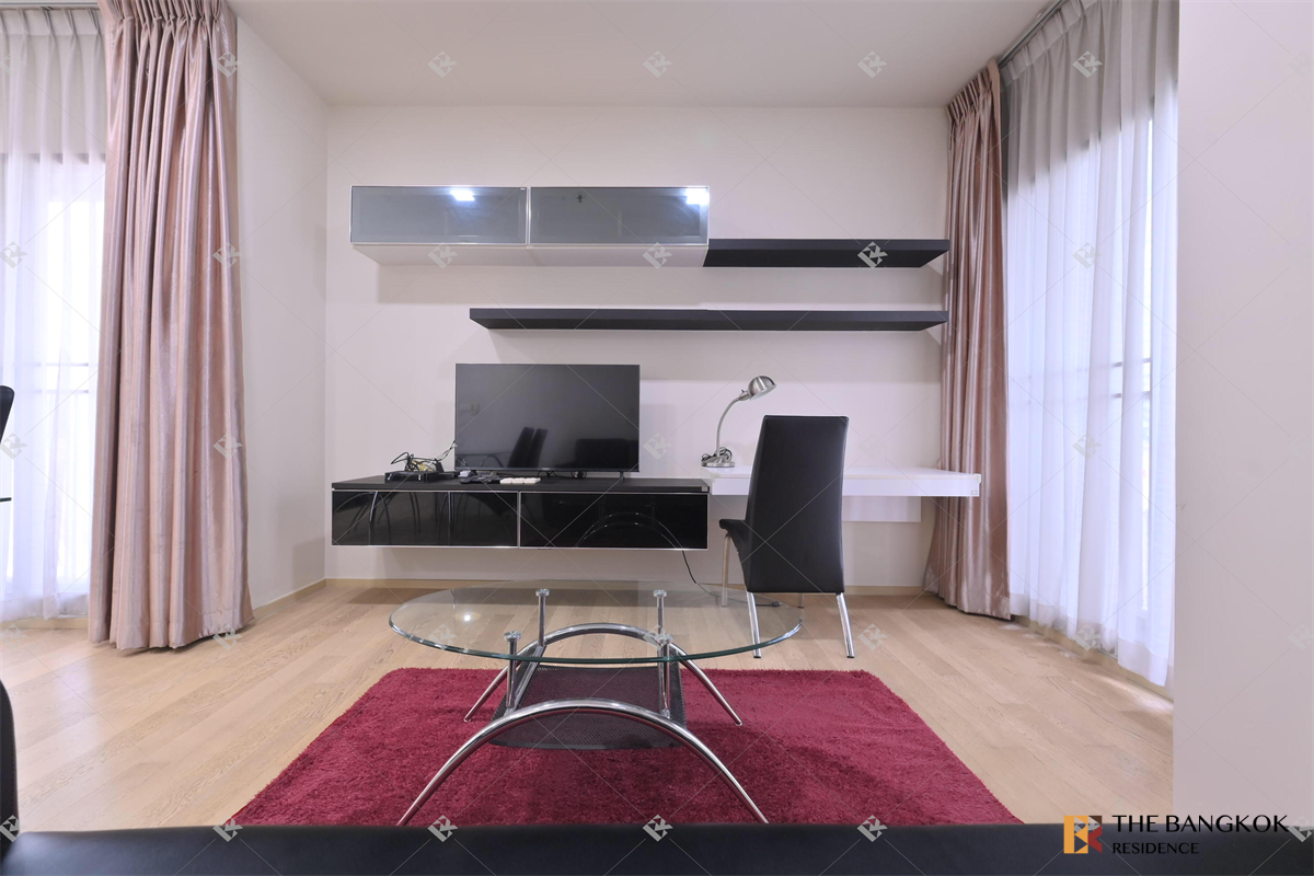 picture Exclusive Unit from Top Brands Noble Refine near BTS Phrom Phong - 1/10