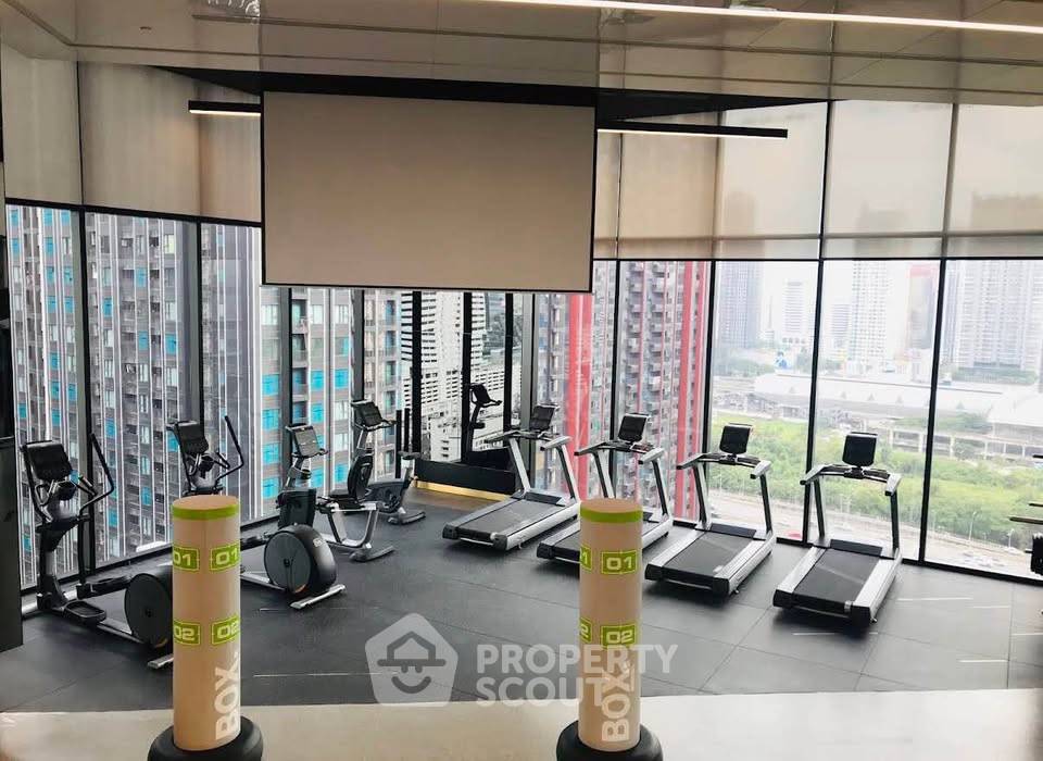 รูป ชั้น 16 ห้องนอน 1 ห้อง KnightsBridge Space Rama 9 ใกล้ MRT พระราม 9 (ID 3174435) - รูปที่ 12/13