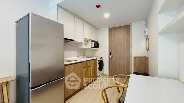 picture 300m To BTS Ekkamai | 1-BR Noble Ambience Sukhumvit 42 (ID 3179570) - 3/8