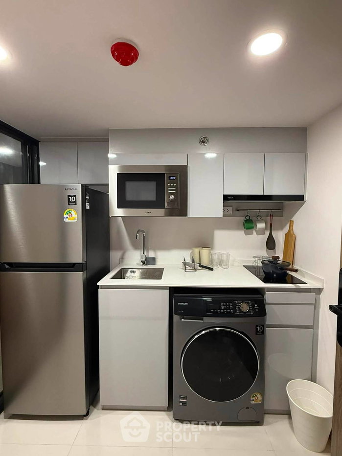 picture 25th-Floor 1-BR KnightsBridge Space, 200m To BTS Phra Khanong (ID 3175116) - 4/10