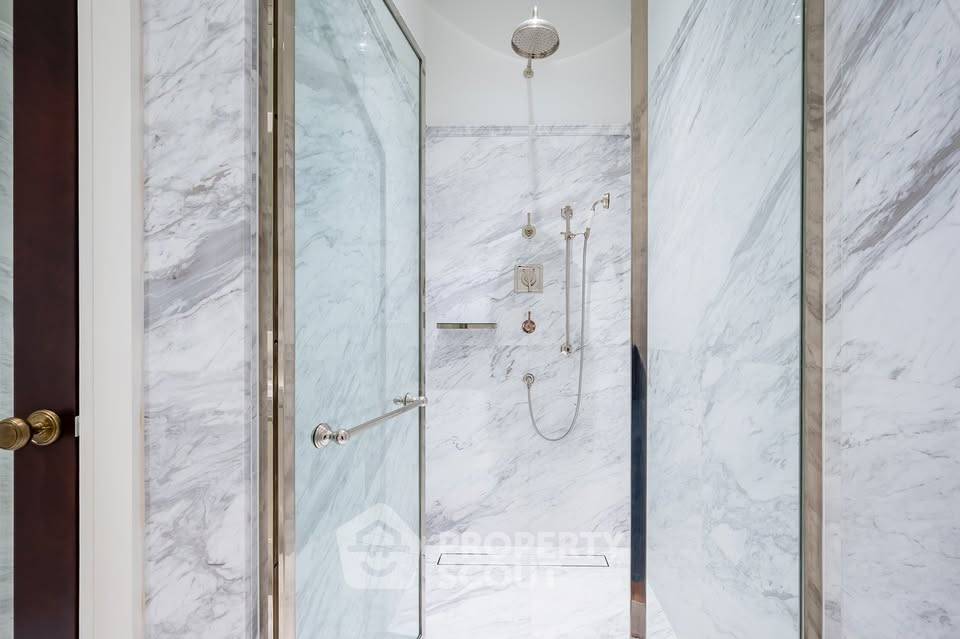 picture Pet-Friendly 2-BR At 98 Wireless, 200m To BTS Phloen Chit (ID 3179634) - 15/30