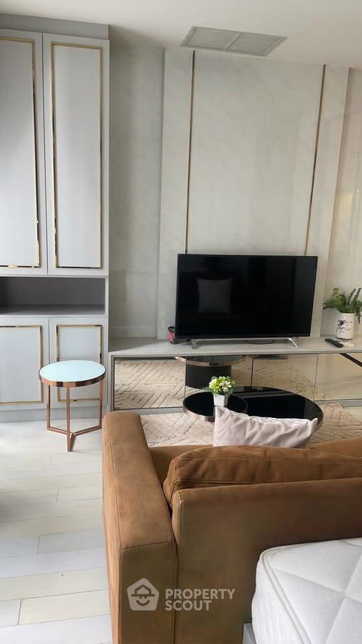 รูป ใกล้ BTS เพลินจิต 100 ม. | คอนโด 1 ห้องนอน Noble Ploenchit (ID 3180342) - รูปที่ 5/13