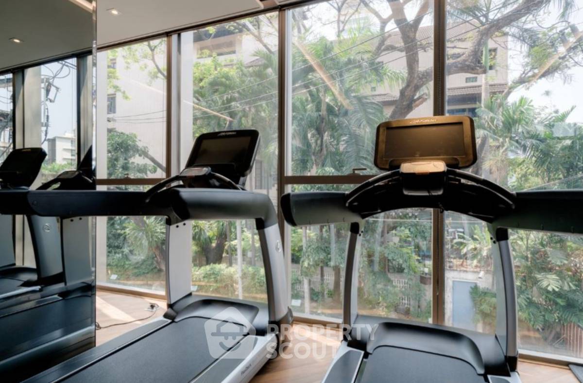 รูป ใกล้ BTS พร้อมพงษ์เพียง 200 เมตร คอนโด 3 ห้องนอน 135 ตร.ม. Ashton Residence 41 (ID 3176976) - รูปที่ 2/5