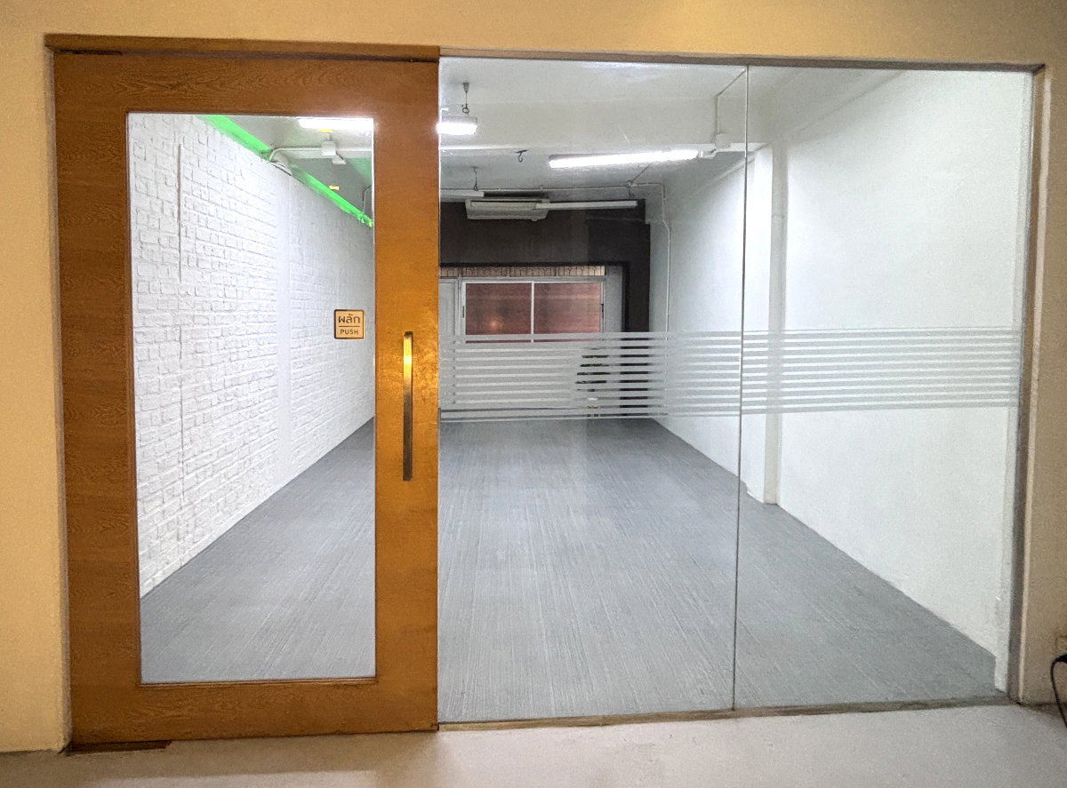 picture Direct Owner, Rare Opportunity! 5-Story Premium Minimalist Home Office – Just 50m from BTS Sai Yud - 7/16