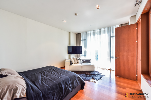 The Sukhothai Residences Luxurious Design, Elevated Atmosphere