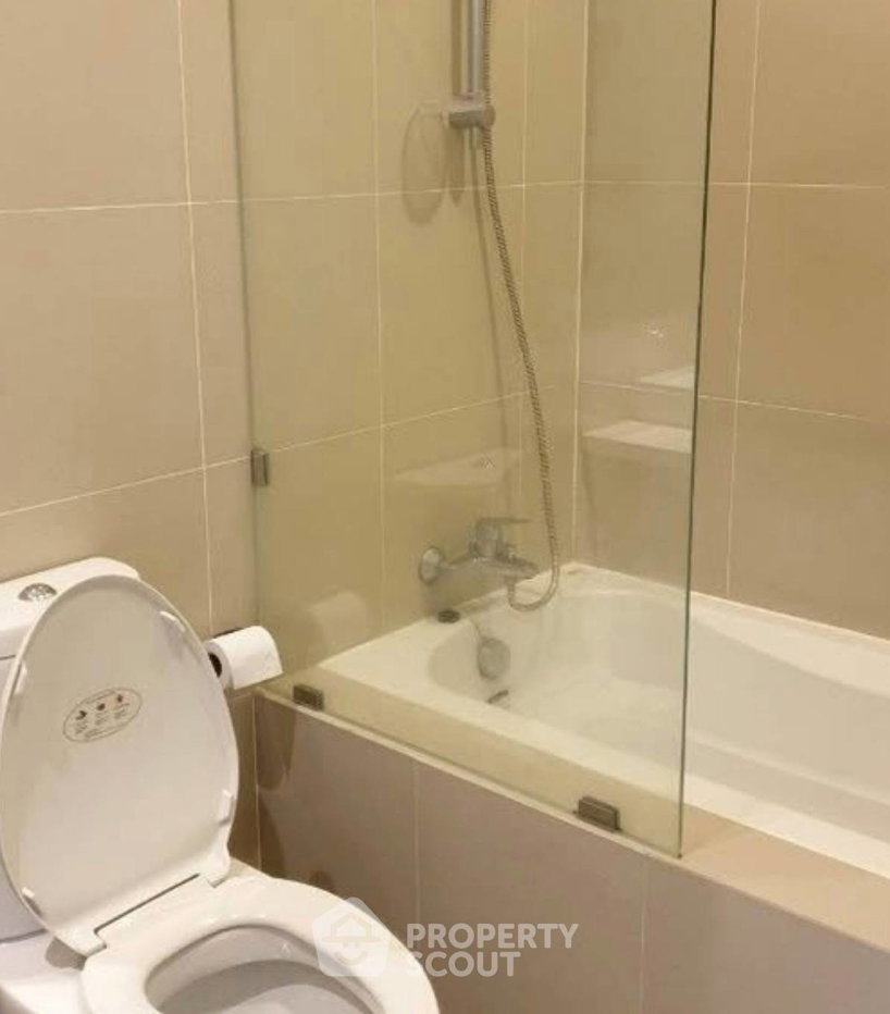 picture 200m From BTS Phrom Phong | 1-BR Noble Refine Prompong (ID 3171956) - 4/5