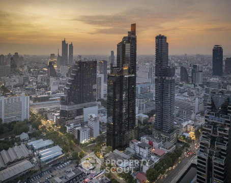 คอนโด 2 ห้องนอน Ashton Silom ใกล้ BTS ช่องนนทรี (ID 3176986)