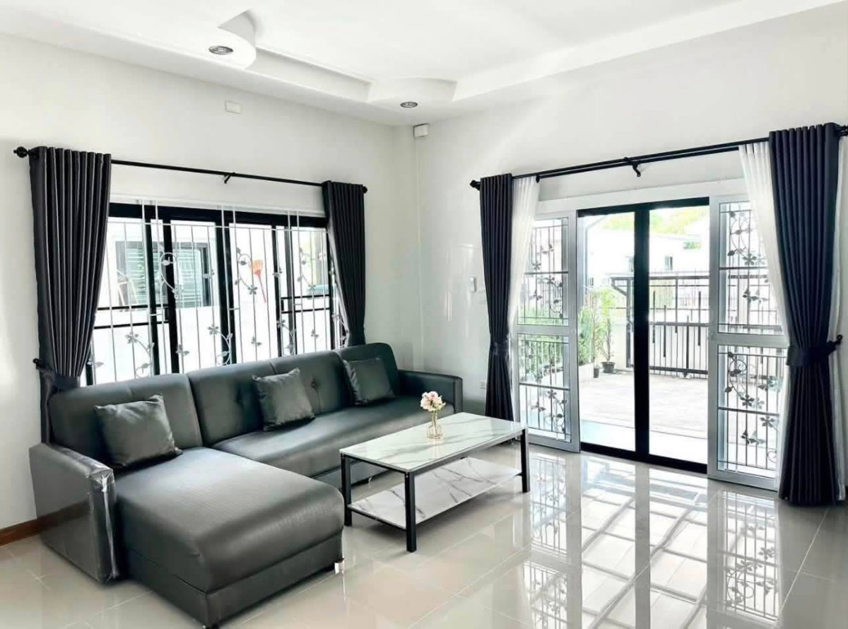 รูป ให้เช่าบ้านเดี่ยว 2 ชั้น ในหมู่บ้านใจแก้วเอราวัณ 28 อำเภอสารภี-เชียงใหม่ ใกล้โรงเรียนวารี (R1428) T.0946511456 - รูปที่ 3/8