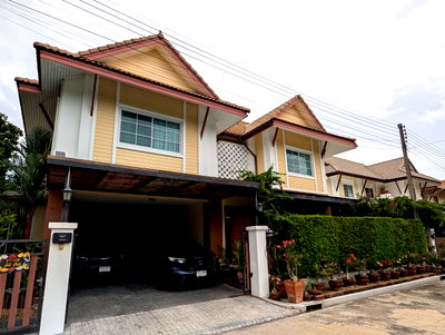 บ้านเดี่ยว เมืองสมุทรสาคร สมุทรสาคร : ขายบ้านเดี่ยว 2 ชั้น จำนวน 2 หลังติดกัน หมู่บ้านสยาม เนเชอรัล โฮม พระราม 2 ทำเลดี เดินทางสะดวก