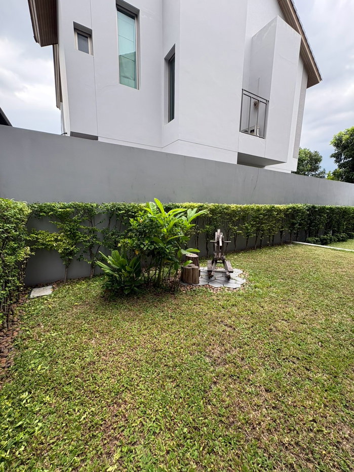 picture Modern Luxury Living in Prime Location! Private Nirvana Residence North-East - 4/35