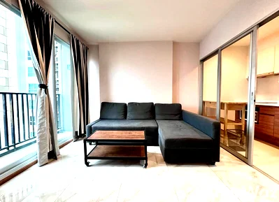 Condos for sale : 1 Bedroom plus Condo For Sale at the Fuse Condo 6667049