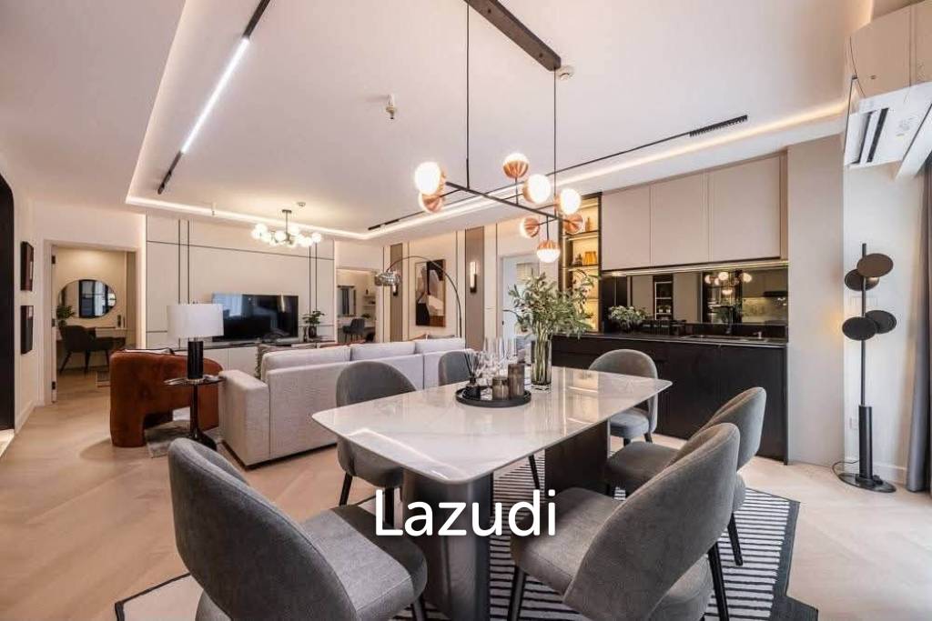รูป 165 sqm modern condo on 15th floor in Khlong Tan Nuea, Fifty Fifth Tower - รูปที่ 5/38