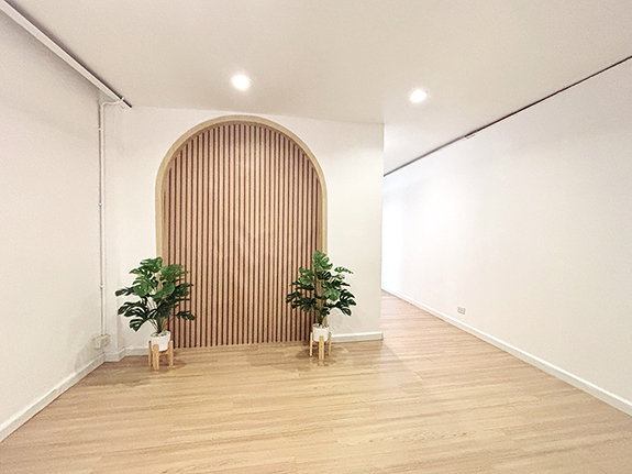 picture Direct Owner, Rare Opportunity! 5-Story Premium Minimalist Home Office – Just 50m from BTS Sai Yud - 2/16