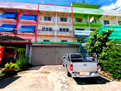 Shophouses for sale Khon Kaen : SHOP HOUSE 36 Sq.w. Chum Phae Khon Kaen for 6.6M