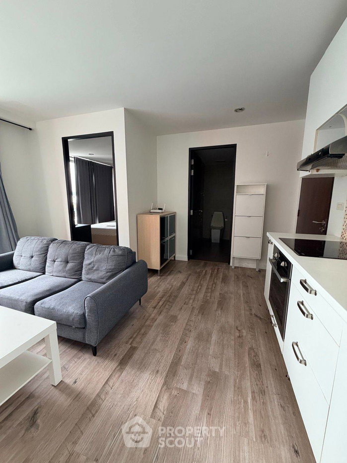 picture Pet-Friendly 1-BR CLICK CONDO Modern Sukhumvit 65 Near BTS Ekkamai (ID 3161719) - 2/5