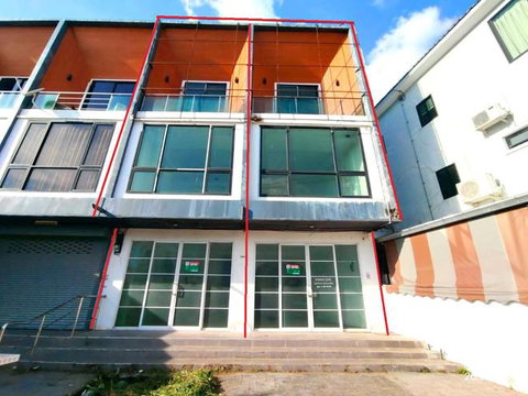 อาคารพาณิชย์ 53.5 ตร.วา เมืองขอนแก่น ขอนแก่น 13.9M