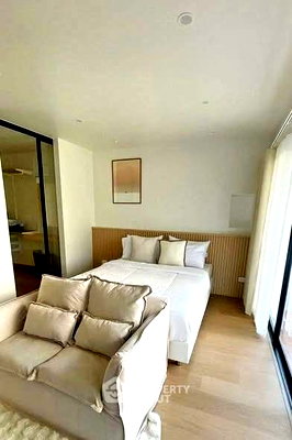 Condos for rent 700 Year Sports Arena Chiang Mai : 1-BR Chom Doi Condotel In Nimmanhaemin, Chiang Mai (ID 3179411)