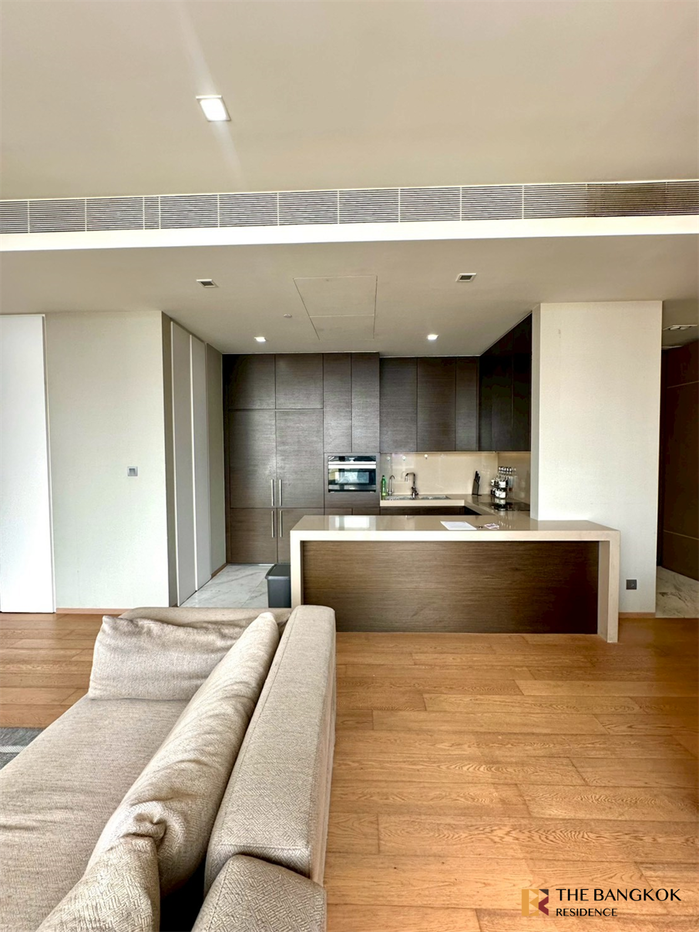 picture Ultimate Luxury Lifestyle with Convenience Saladaeng One near MRT Lumpini Station - 6/10