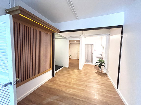 picture Direct Owner, Rare Opportunity! 5-Story Premium Minimalist Home Office – Just 50m from BTS Sai Yud - 4/16