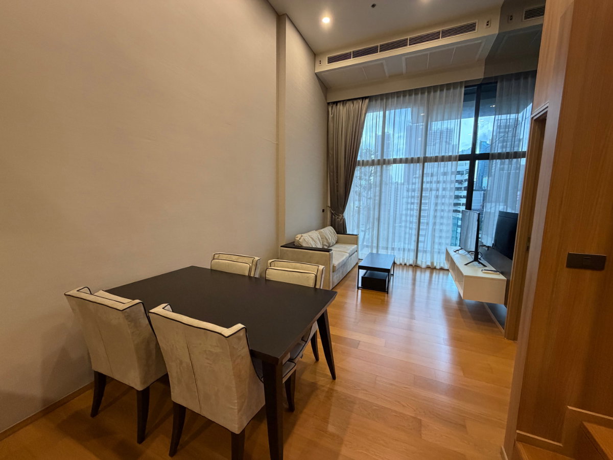 รูป Siamese Exclusive 31 ห้อง Duplex เพดานสูง บรรยากาศอบอุ่น พร้อมลิฟต์ส่วนตัวส่งตรงถึงห้อง และห้องนั่งเล่นที่กว้างขวาง  - รูปที่ 16/26