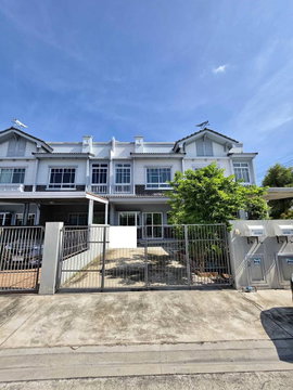 🔥 Townhome for Sale at Indy Srinakarin - Romklao – Beautiful English-Style Home by Land & House