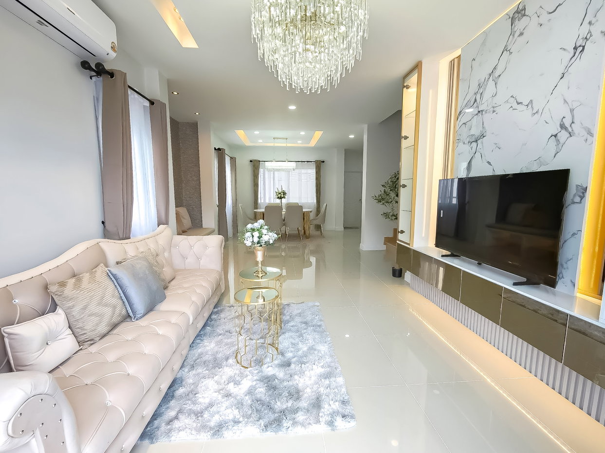 รูป Two Storey House for Sale Nong Pla Lai East Pattaya 3Bed - รูปที่ 1/12