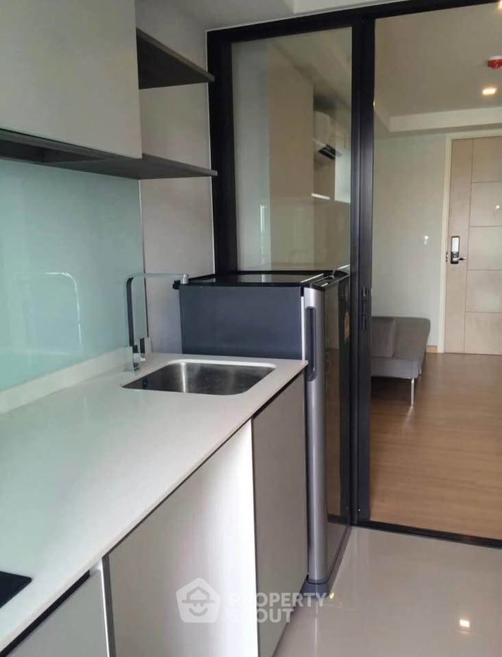 picture 1-BR Condo At Knightsbridge Sky City Saphan Mai For Rent (ID 3177224) - 6/12