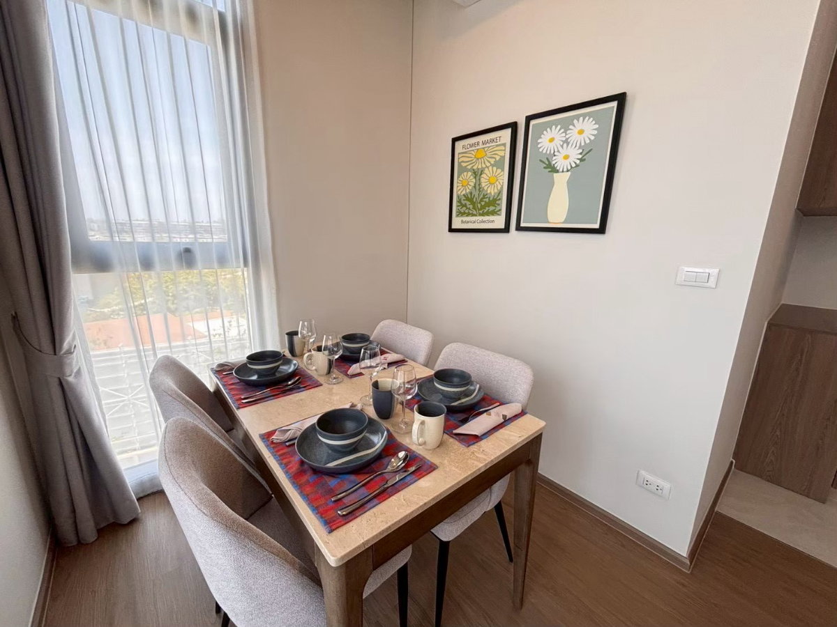 picture Best Location in Phuket - Canvas Unit 020403 - 8/26