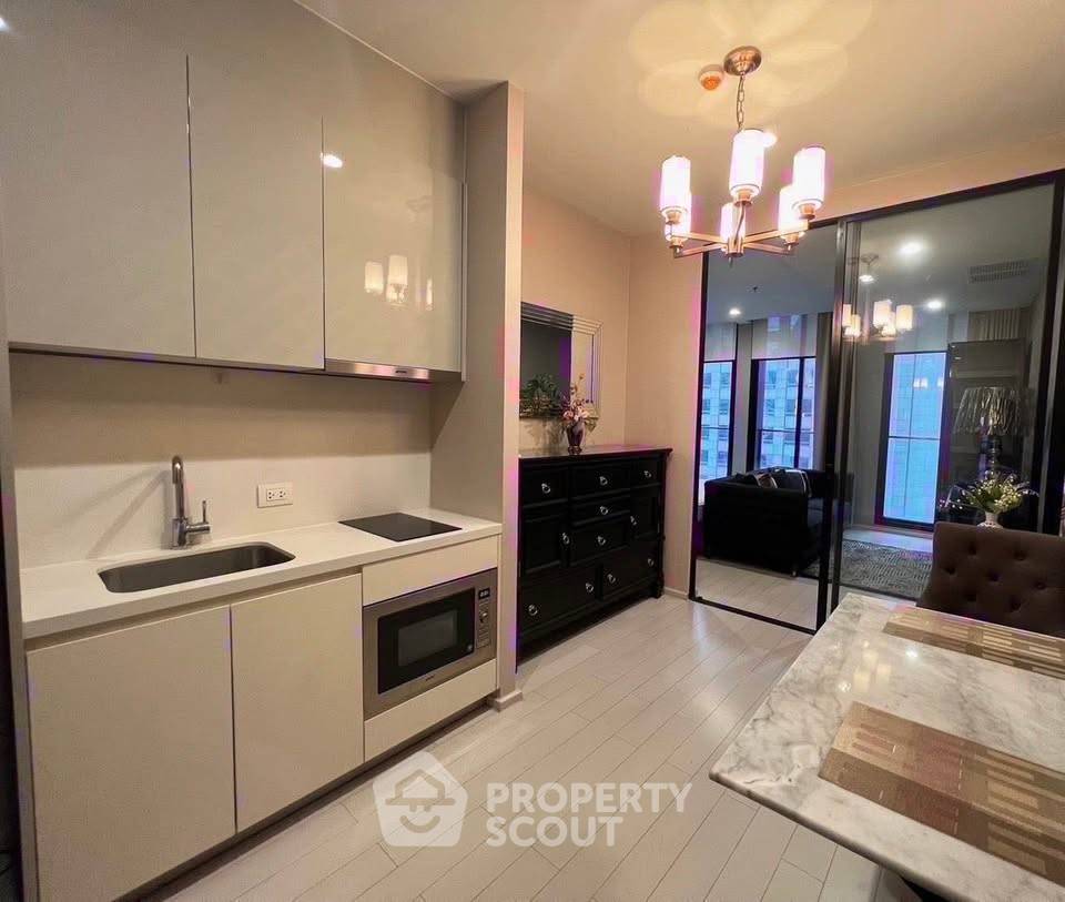 รูป ใกล้ BTS เพลินจิต 100 ม. | คอนโด 1 ห้องนอน Noble Ploenchit (ID 3180052) - รูปที่ 5/17