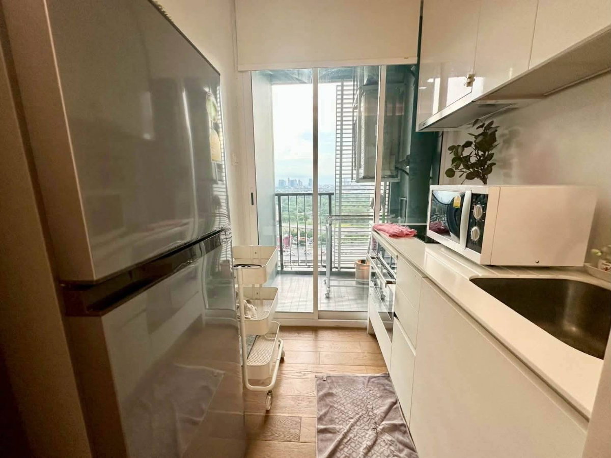 รูป @เดอะ เซนต์ เรสิเดนเซส: 31 ตร.ม ชั้น 39 (One bedroom) ห้าแยกลาดพร้าว เดินไปรถไฟฟ้าใกล้ๆ ฮอตฮิตมากในย่านนี้ - รูปที่ 8/10
