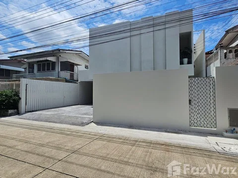 3 Bedroom House for sale in Lat Phrao, Bangkok 6667677