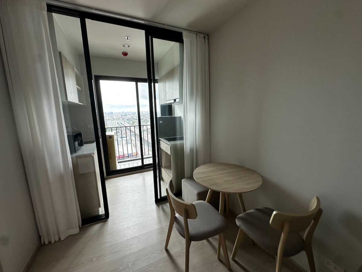 picture For rent : Aspire Rama 9 Ready to Move in - 3/9