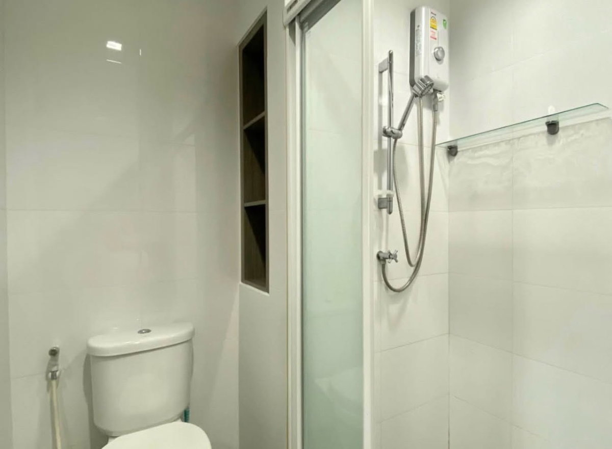 รูป For Rent 🏢✨ Chapter One Midtown Ladprao 24 ห้องสวย ราคาดี!!! เดินทางสะดวก สนใจแอดไลน์ @255ghzjq. มี@ด้วยน้าꔛ - รูปที่ 9/10