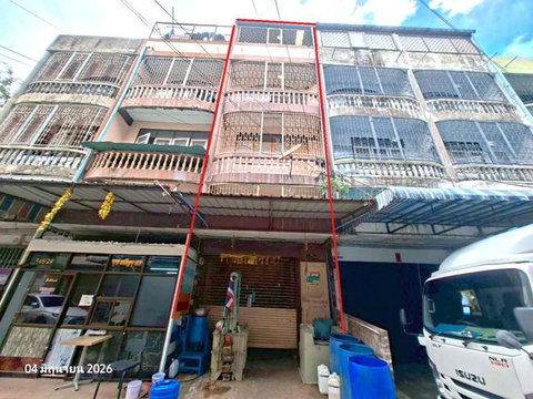 SHOP HOUSE 22 Sq.w. Bangkok Noi Bangkok for 4.1M