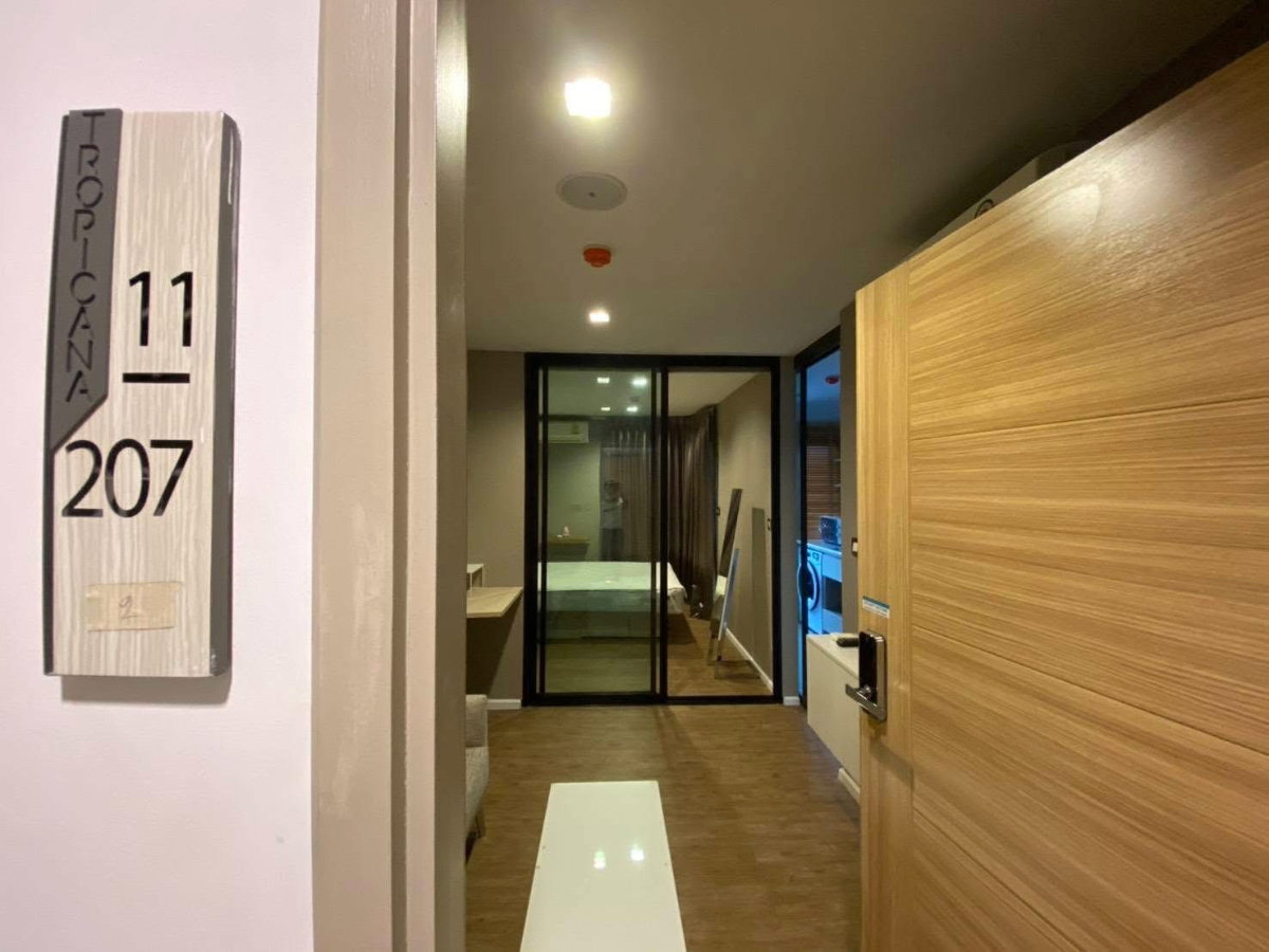 picture ðĨ Spacious 30 sq.m. unit for under 9,000 Baht! Great valueâmessage quickly before it's gone! ðĨ ðĄ Tropicana Condo for rent - 6/8