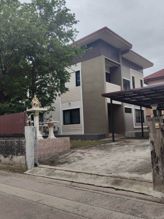 รูป ขายบ้านเดี่ยวสองชั้น เพดานสูง - รูปที่ 1/8