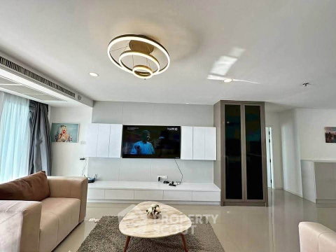 Spacious 3-BR 153 Sqm At Lumpini Seaview Jomtien (ID 3178320)