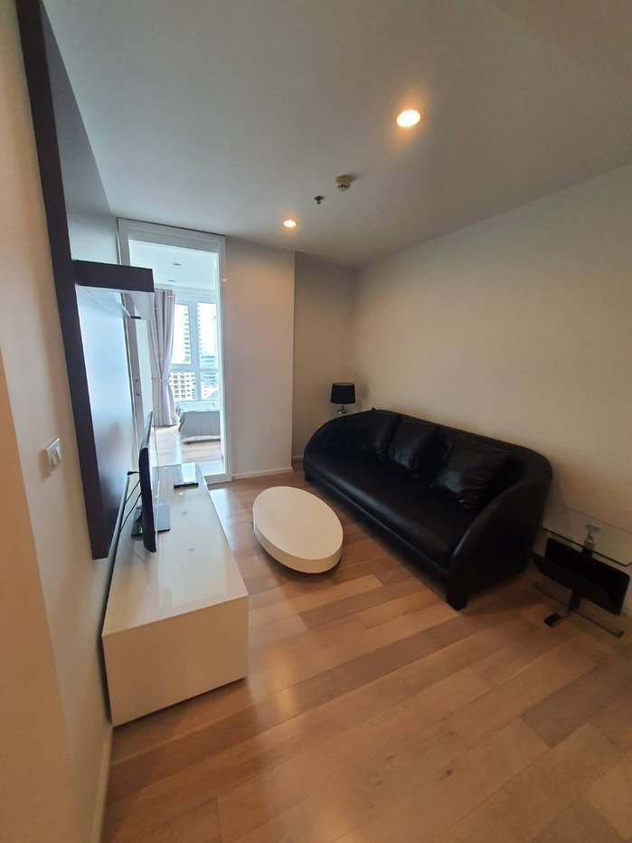 รูป 🏙️✨ FOR RENT: 15 Sukhumvit Residences  📩 Interested in this room? Screenshot or copy the link and send us via Line for more details & room viewing.   - รูปที่ 2/5
