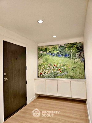 Condos for sale : 2-BR 98 Sqm Crystal Garden Condominium For Sale Near BTS Nana (ID 3179199)