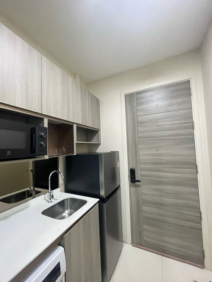 picture 🔥 Knightsbridge Collage Ramkhamhaeng, Studio room, 18th floor, city view, only 10,000 THB/month, ready to move in! 🏙️✨ - 6/8