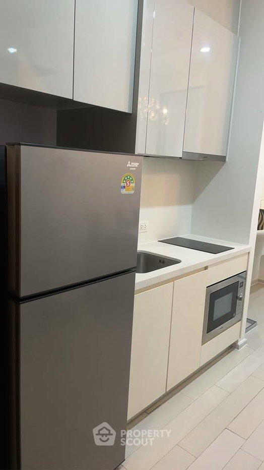 รูป ใกล้ BTS เพลินจิต 100 ม. | คอนโด 1 ห้องนอน Noble Ploenchit (ID 3180342) - รูปที่ 13/13