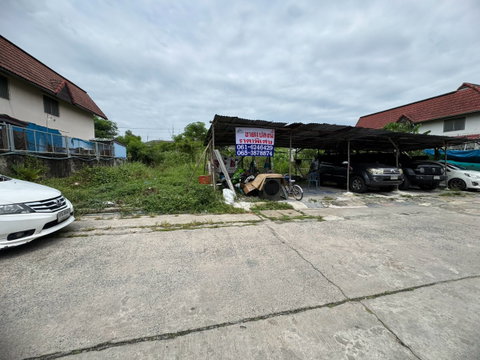 Land for sale in Soi Rangsit-Nakhon Nayok Road 60-62, Thanyaburi. Convenient transportation and close to community amenities. (N.2193)