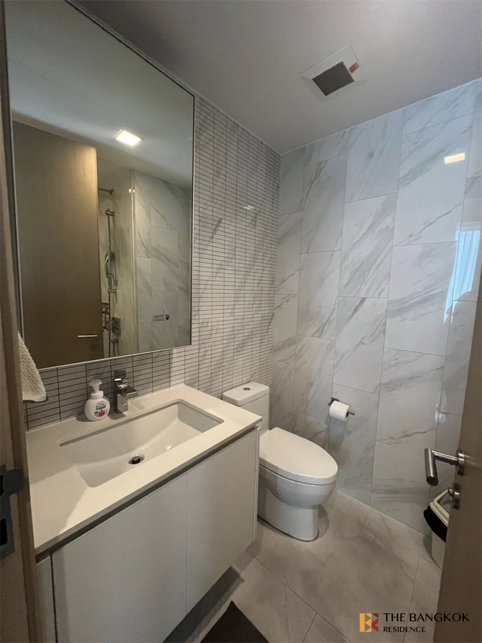 picture Hyde Sukhumvit 11 near BTS Nana Fully Equipped Facilities - 1/10