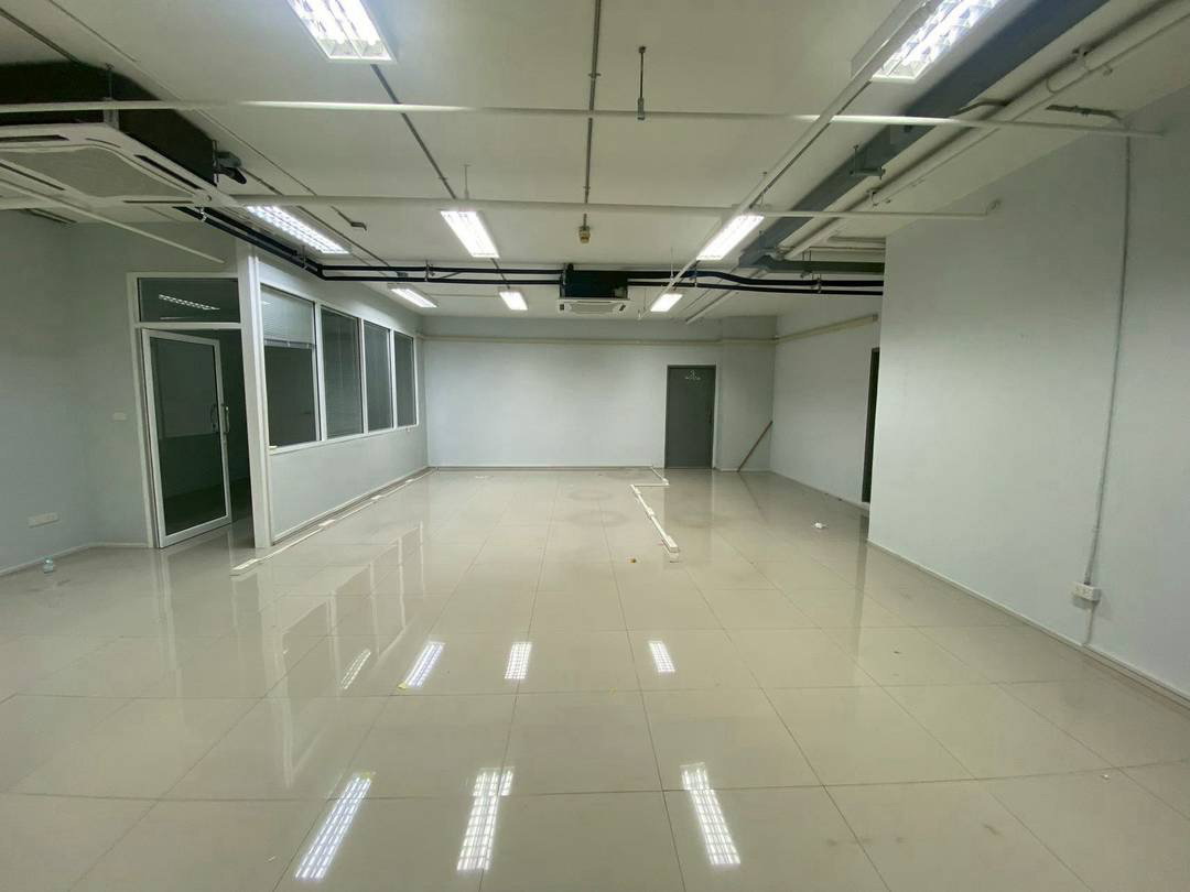 รูป ให้เช่า SSP Tower 2 พื้นที่ 217.12 ตร.ม. ติดตั้งระบบปรับอากาศและไฟส่องสว่างเรียบร้อยแล้ว เห็นทั้งวิวแม่น้ำเจ้าพระยาและวิวเมือง สนใจติดต่อ - รูปที่ 8/14