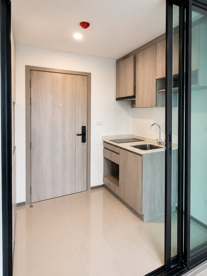 picture ONLY 2M! BEAUTIFUL VIEW & 100% PET-FRIENDLY - 4/13