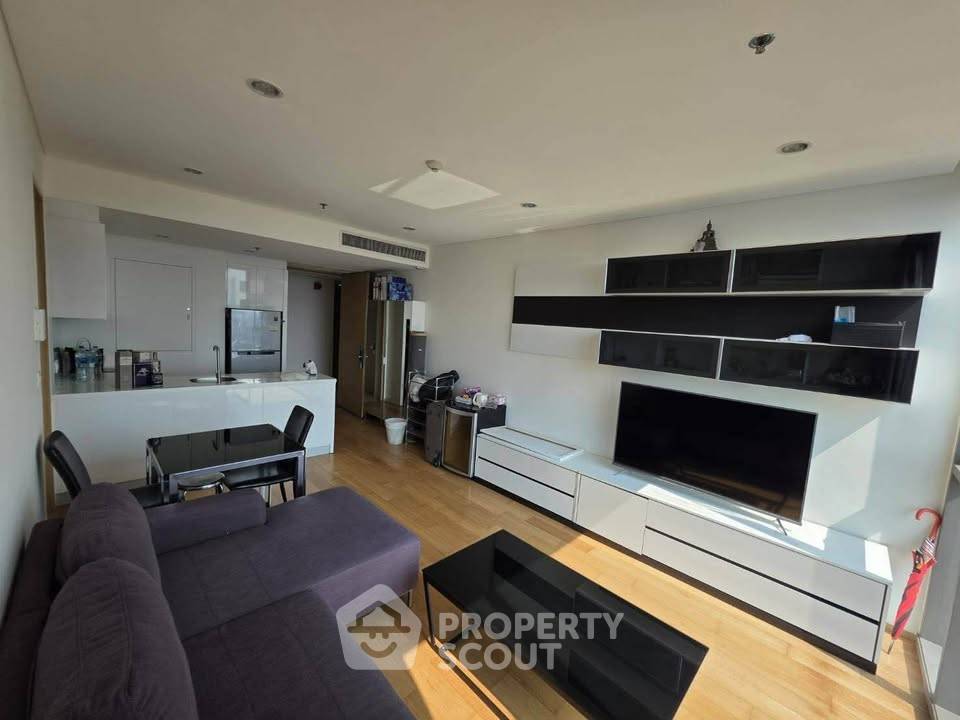 picture 1-BR Condo At The Breeze Narathiwas, 45 Sqm For Sale (ID 3179288) - 3/6