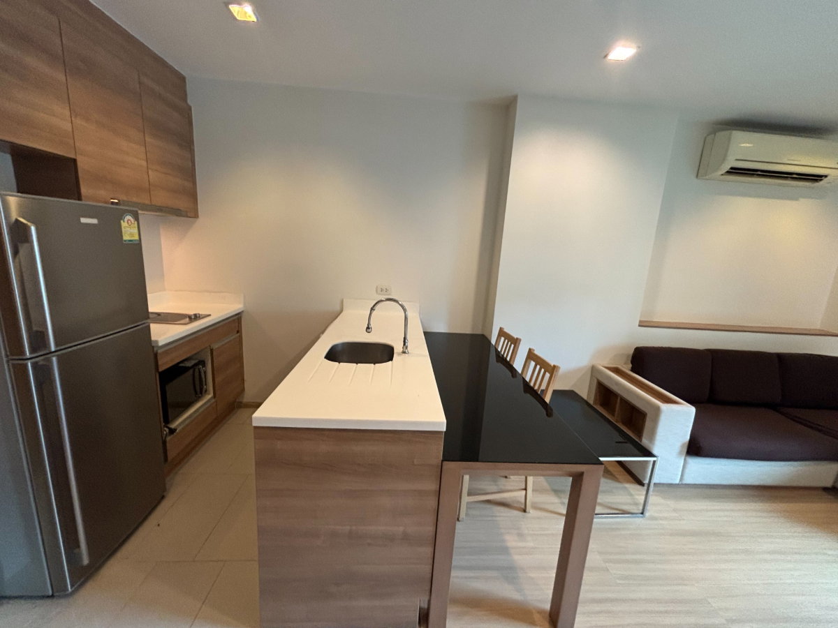 picture For Rent: Rhythm Ratchada - Huai Khwang - 6/11
