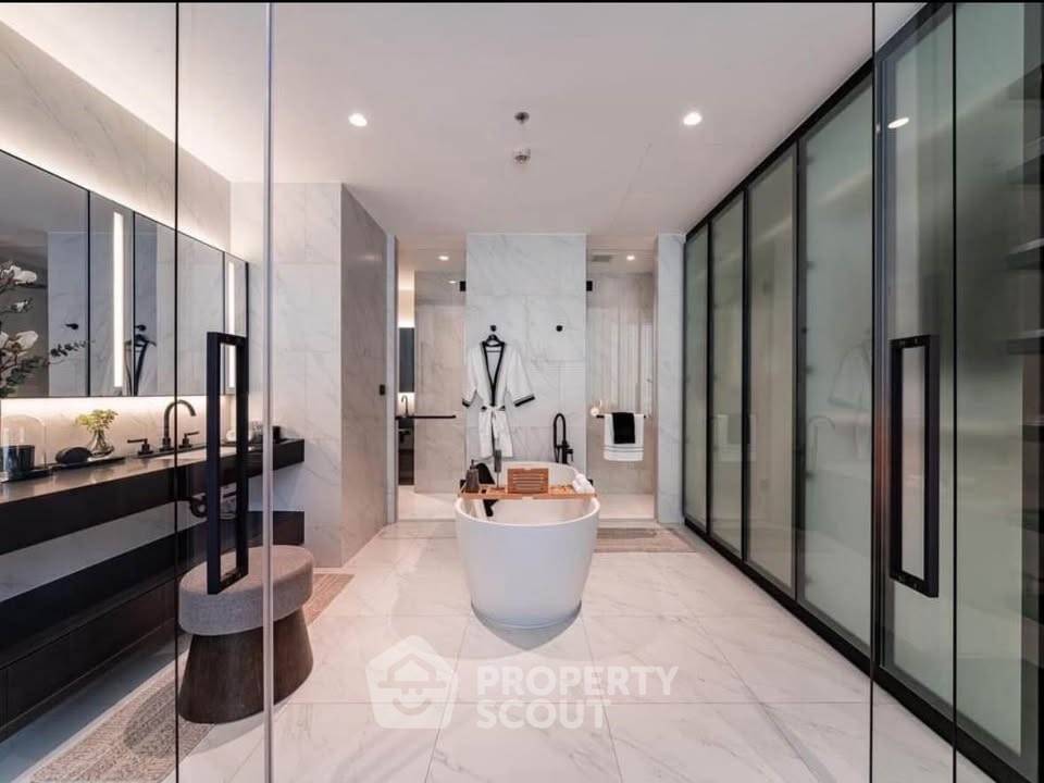 picture 28th-Floor 2-BR 135 Sqm, Tait Sathorn 12, 100m To BTS Saint Louis (ID 3179184) - 6/9